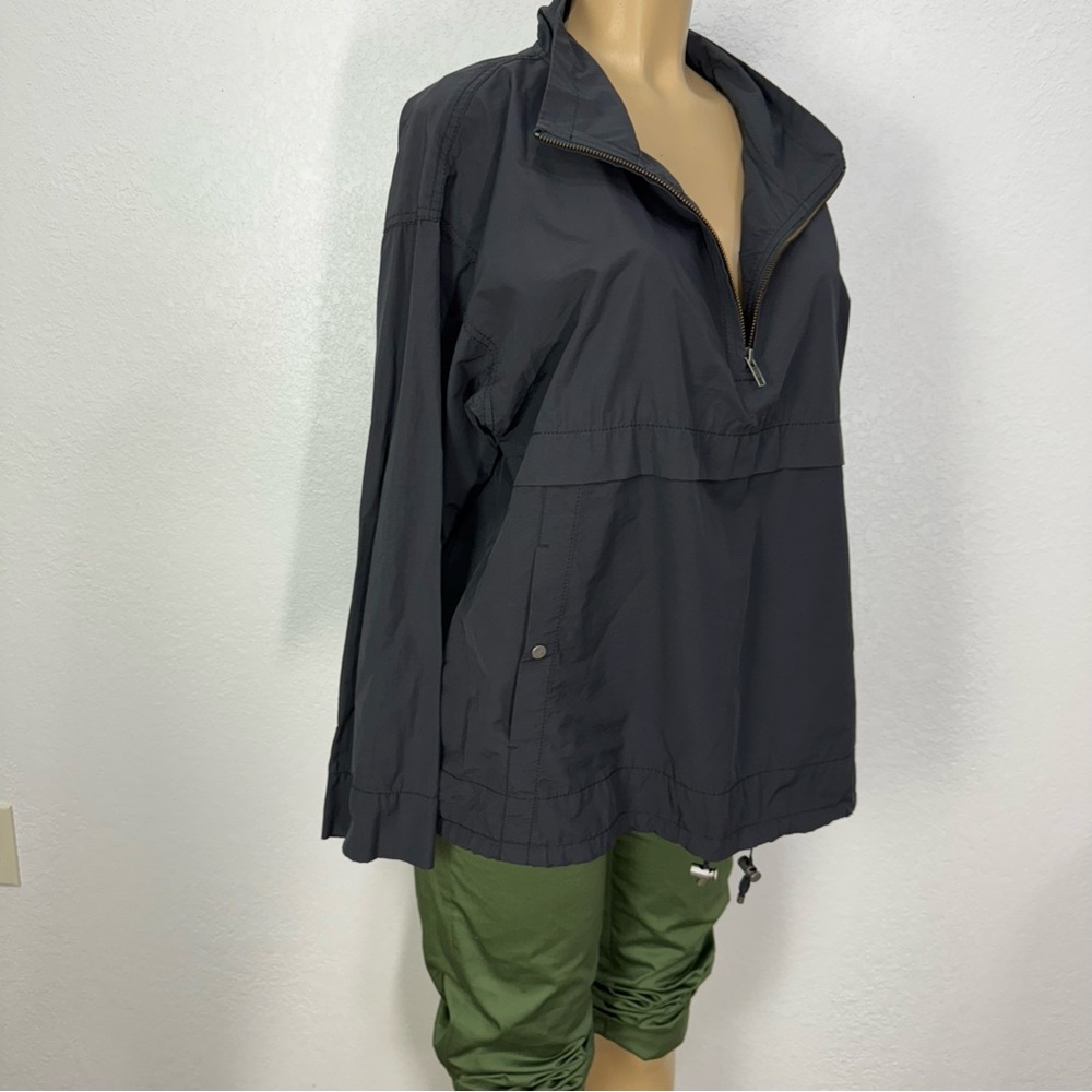 Eileen fisher gray nylon cotton Women's Black Quarter-Zip raining Jacket med